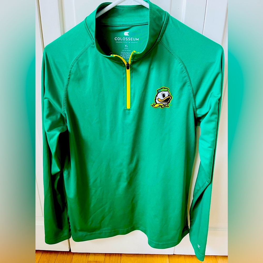 Colosseum Youth XL ~ like new .. never worn no rips , stains , holes